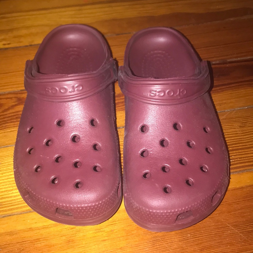 Maroon Crocs